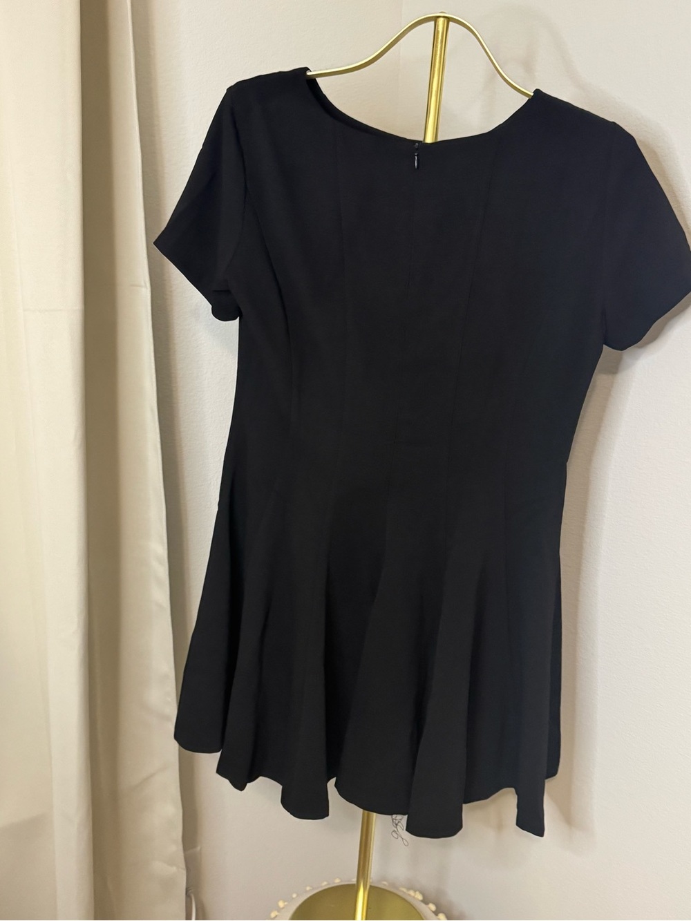 NWT VICI Polished Leisure Fit and Flare Mini Dress Size Medium